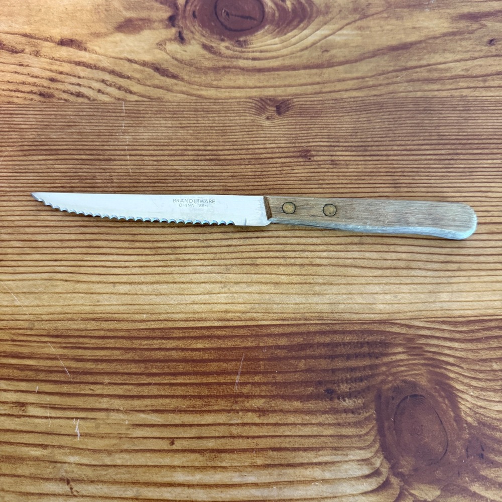 Brandware Serrated‎ Steak Knife Wood Handle 881 Vintage Cutlery
